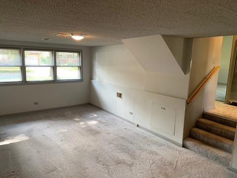 1330 Anthony Rd, Wheeling, IL 60090 photo 9
