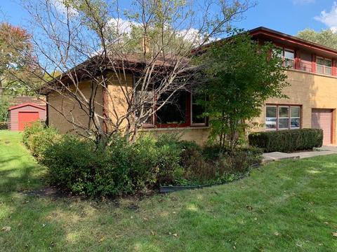 1330 Anthony Rd, Wheeling, IL 60090 photo 2