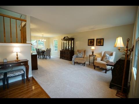 1202 Monarch Ln, Hoffman Estates, IL 60192 photo 6