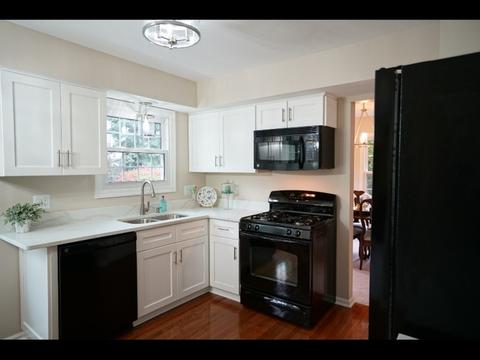 1202 Monarch Ln, Hoffman Estates, IL 60192 photo 12
