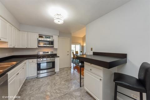 101 Yarrow Ct, Rolling Meadows, IL 60008 photo 5