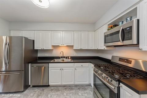 101 Yarrow Ct, Rolling Meadows, IL 60008 photo 3