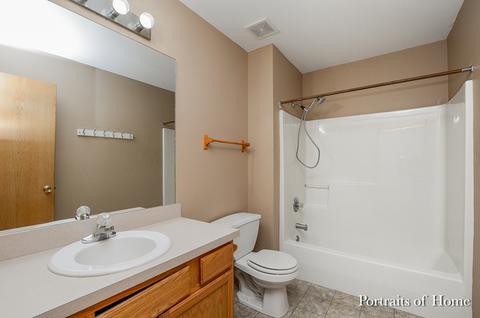 6712 Langsford Ln, Plainfield, IL 60586 photo 12