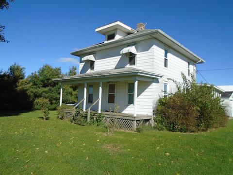1174 Fisk Rd, Compton, IL 61318 photo 1