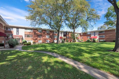 6864 W Lode Dr #2B, Worth, IL 60482 photo 3