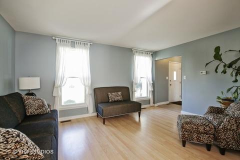 1720 Dana Pt, Algonquin, IL 60102 photo 3