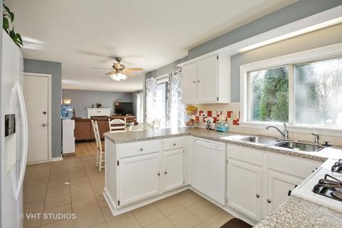 1720 Dana Pt, Algonquin, IL 60102 photo 6
