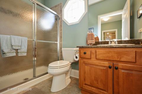 10 N869 Williamsburg Dr, Elgin, IL 60124 photo 22
