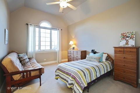10 N869 Williamsburg Dr, Elgin, IL 60124 photo 19