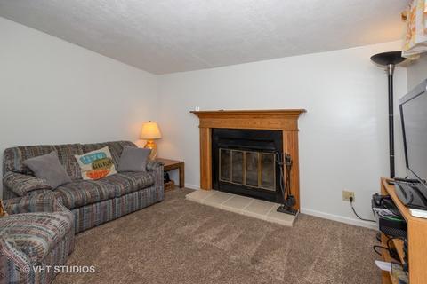 218 E 16th St, Lockport, IL 60441 photo 6