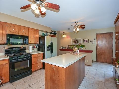 40 Meyer Rd, Plano, IL 60545 photo 4