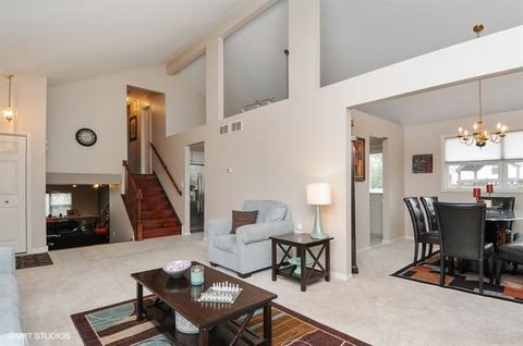 1701 Pebble Beach Dr, Plainfield, IL 60586 photo 3