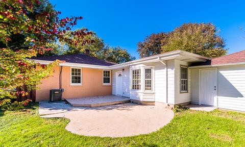 1505 N Hillside Ave, Berkeley, IL 60163 photo 4