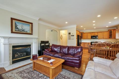 814 Brook St, Elgin, IL 60120 photo 10