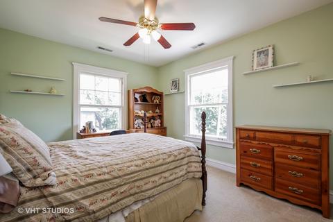 814 Brook St, Elgin, IL 60120 photo 15