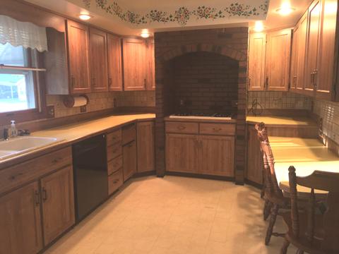 1910 10th St, Peru, IL 61354 photo 7