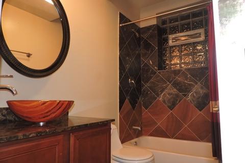 534 E 44th St #2, Chicago, IL 60653 photo 15
