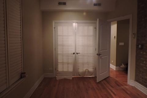 534 E 44th St #2, Chicago, IL 60653 photo 5