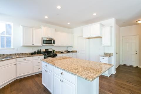 27010 Ashgate Xing, Plainfield, IL 60585 photo 3