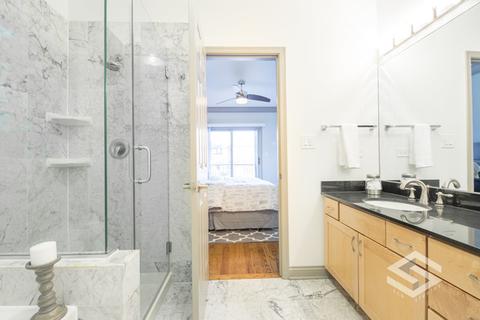 436 E 48th Pl #2, Chicago, IL 60653 photo 13