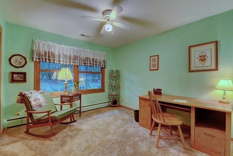101 Crabtree Rd, East Dundee, IL 60118 photo 13