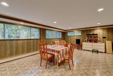 101 Crabtree Rd, East Dundee, IL 60118 photo 7