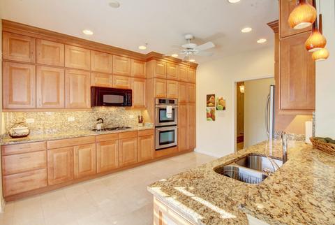 271 E Railroad Ave #303, Bartlett, IL 60103 photo 9