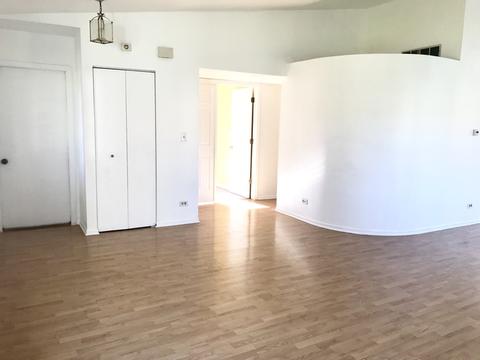 1318 Concord Ct, Elgin, IL 60120 photo 9