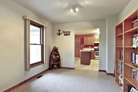 3100 W Bretons Dr, Mchenry, IL 60050 photo 7