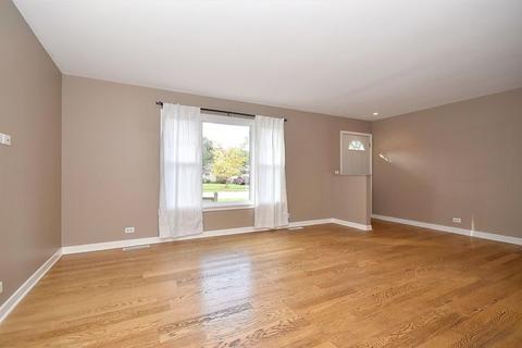 159 Thunderbird Trl, Carol Stream, IL 60188 photo 3