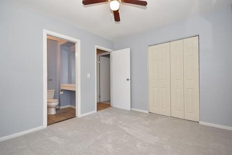 159 Thunderbird Trl, Carol Stream, IL 60188 photo 13