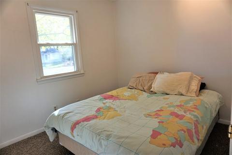 1306 Comanche Dr, Champaign, IL 61821 photo 13