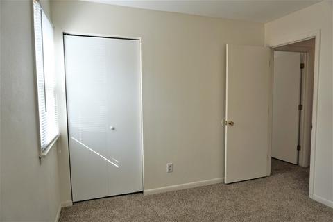 1306 Comanche Dr, Champaign, IL 61821 photo 16