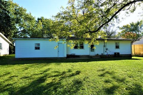 1306 Comanche Dr, Champaign, IL 61821 photo 3