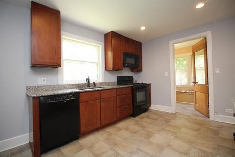 227 N Porter St, Elgin, IL 60120 photo 7