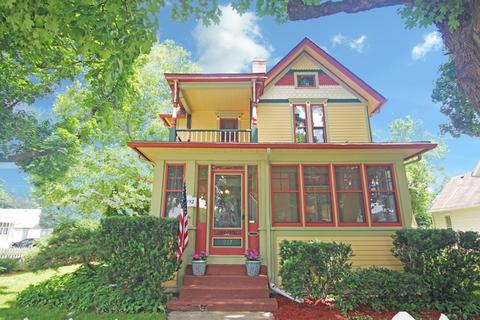 227 N Porter St, Elgin, IL 60120 photo 1