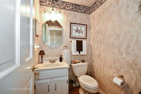 1657 Apache Dr, Naperville, IL 60563 photo 21