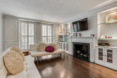 210 E Pearson St #2B, Chicago, IL 60611 photo 2