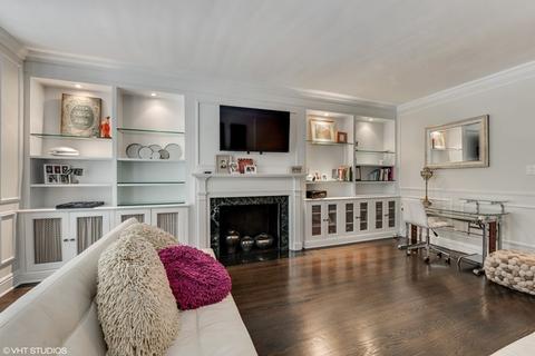 210 E Pearson St #2B, Chicago, IL 60611 photo 3