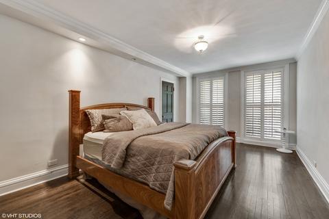 210 E Pearson St #2B, Chicago, IL 60611 photo 9