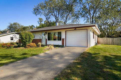 415 Westview St, Hoffman Estates, IL 60169 photo 2