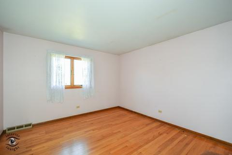 15421 Maple Ct, Oak Forest, IL 60452 photo 18