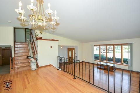 15421 Maple Ct, Oak Forest, IL 60452 photo 5