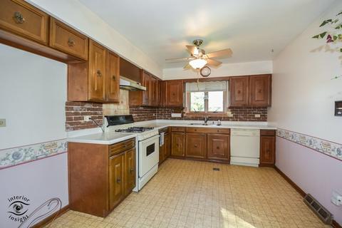15421 Maple Ct, Oak Forest, IL 60452 photo 7