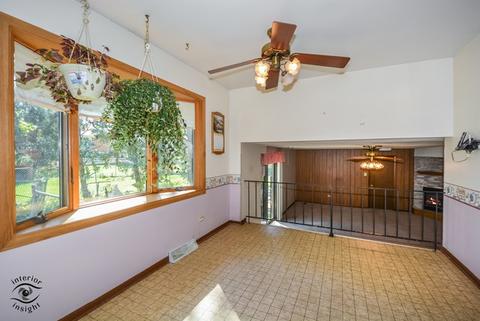 15421 Maple Ct, Oak Forest, IL 60452 photo 9