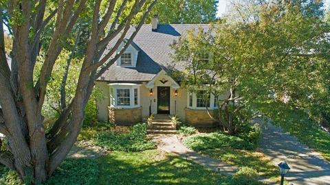 374 S Commonwealth Ave, Elgin, IL 60123 photo 24