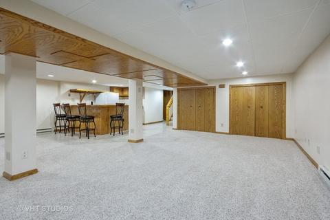 205 Arrowhead Dr, Minooka, IL 60447 photo 4