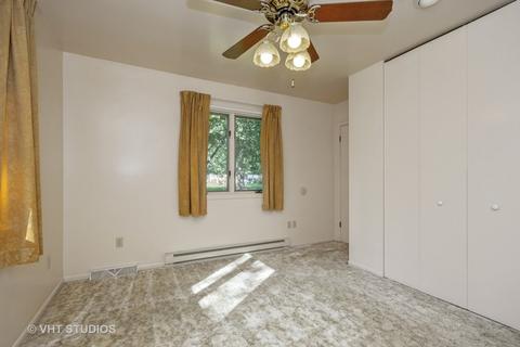 205 Arrowhead Dr, Minooka, IL 60447 photo 11