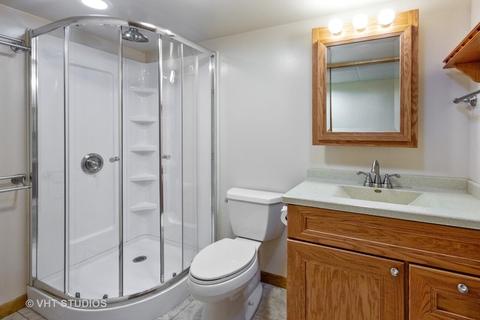 205 Arrowhead Dr, Minooka, IL 60447 photo 17