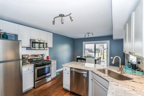 368 Monarch Birch Ct, Bartlett, IL 60103 photo 9
